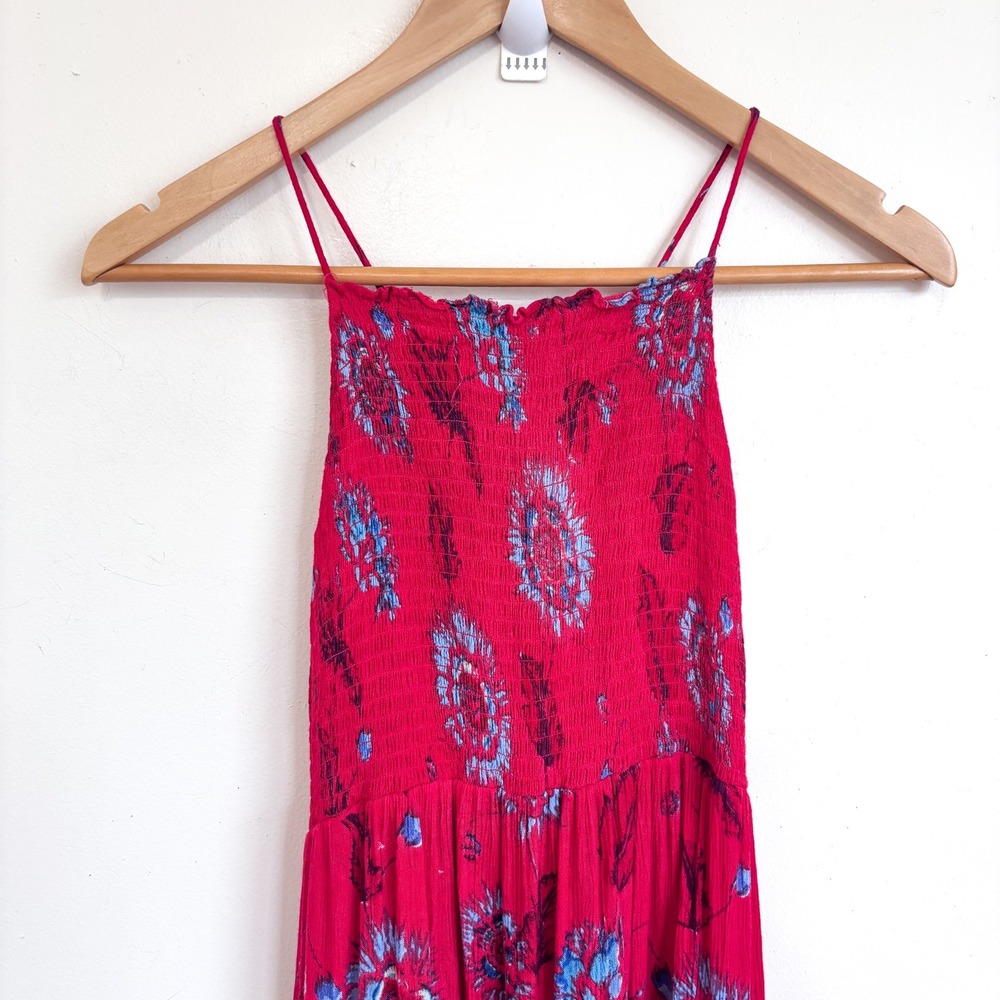 Free People Garden Party Tiered Smocked Maxi Dress Size S Red Boho Floral Flowy - Picture 4 of 10